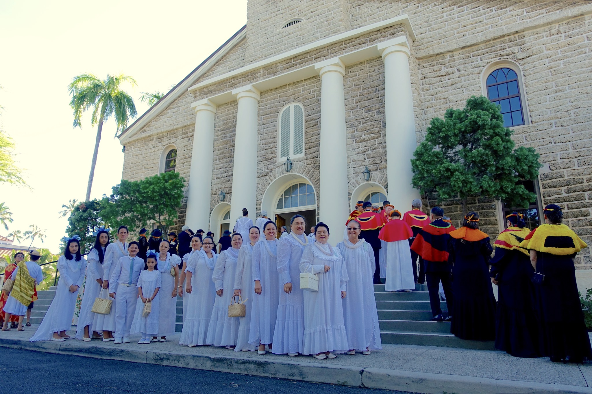 aliʻi-sundays-3